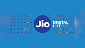 Reliance Jio 4G services launch splits social media into extreme halves