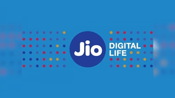 Reliance Jio 4G services launch splits social media into extreme halves