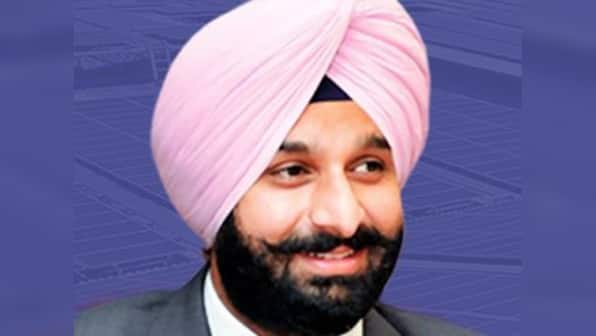 Shoe hurled at Bikram Singh Majithia amid ruckus in Punjab Assembly