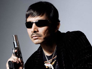 Inspired by Sonam Kapoor and Tannishtha, KRK discusses his 'trust issues'... maybe Inspired by Sonam Kapoor and Tannishtha, KRK discusses his 'trust issues'... maybe