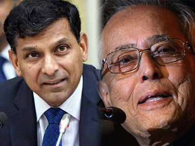 Pranab Mukherjee praises Raghuram Rajan's efforts to tackle NPAs Pranab Mukherjee praises Raghuram Rajan's efforts to tackle NPAs
