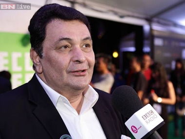 After video of visarjan violence goes viral, Rishi Kapoor says he was trying to 'police' crowd After video of visarjan violence goes viral, Rishi Kapoor says he was trying to 'police' crowd
