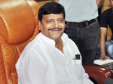 EVM tampering row: Samajwadi Party leader Shivpal Yadav contradicts Akhilesh Yadav, says allegations unfounded EVM tampering row: Samajwadi Party leader Shivpal Yadav contradicts Akhilesh Yadav, says allegations unfounded
