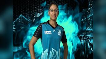 India's Smriti Mandhana signed by Brisbane Heat for Women's Big Bash League