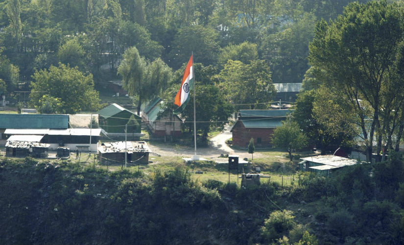 Uri terror attack: Has PM Nawaz Sharif surrendered before Pakistan army? Uri terror attack: Has PM Nawaz Sharif surrendered before Pakistan army?