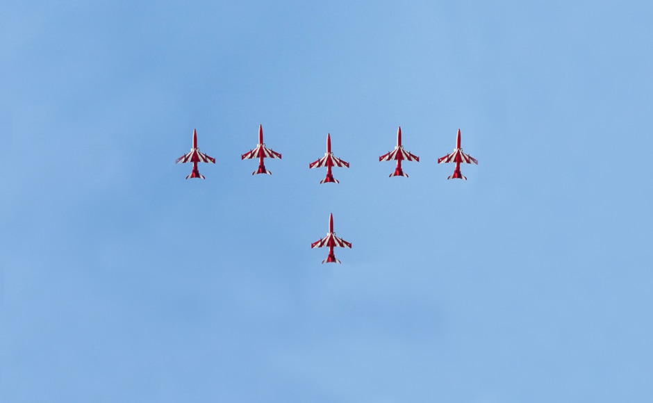 The event also was the first Air Force Day to have a foreign Air Force - the Red Arrows of UK's Royal Air Force, scheduled to perform. However, the Red Arrows, who fly Hawk jets, could not perform due to a haze that caused poor visibility. Naresh Sharma The event also was the first Air Force Day to have a foreign Air Force - the Red Arrows of UK's Royal Air Force, scheduled to perform. However, the Red Arrows, who fly Hawk jets, could not perform due to a haze that caused poor visibility. Naresh Sharma