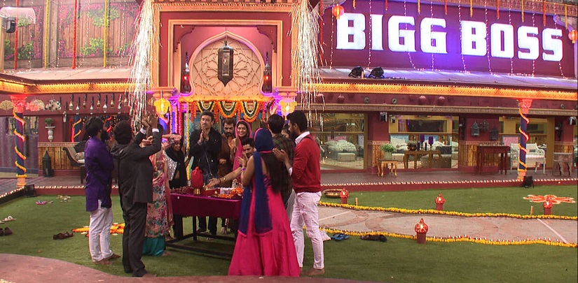 Bigg Boss 10 Episode 12 28 October 2016: Gifts, fireworks and dancing galore, courtesy Diwali Bigg Boss 10 Episode 12 28 October 2016: Gifts, fireworks and dancing galore, courtesy Diwali