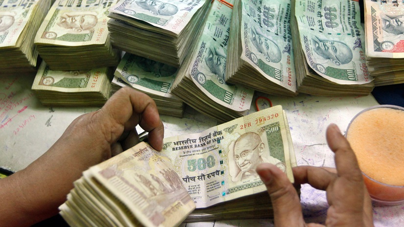 Rs 500, Rs 1,000 notes banned: Did Chandrababu Naidu's letter plant idea in Narendra Modi's mind? Rs 500, Rs 1,000 notes banned: Did Chandrababu Naidu's letter plant idea in Narendra Modi's mind?