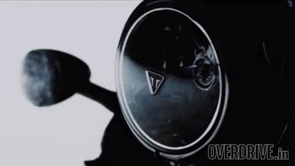 Exclusive: Triumph Bonneville Bobber to be unveiled on Oct 19, 2016