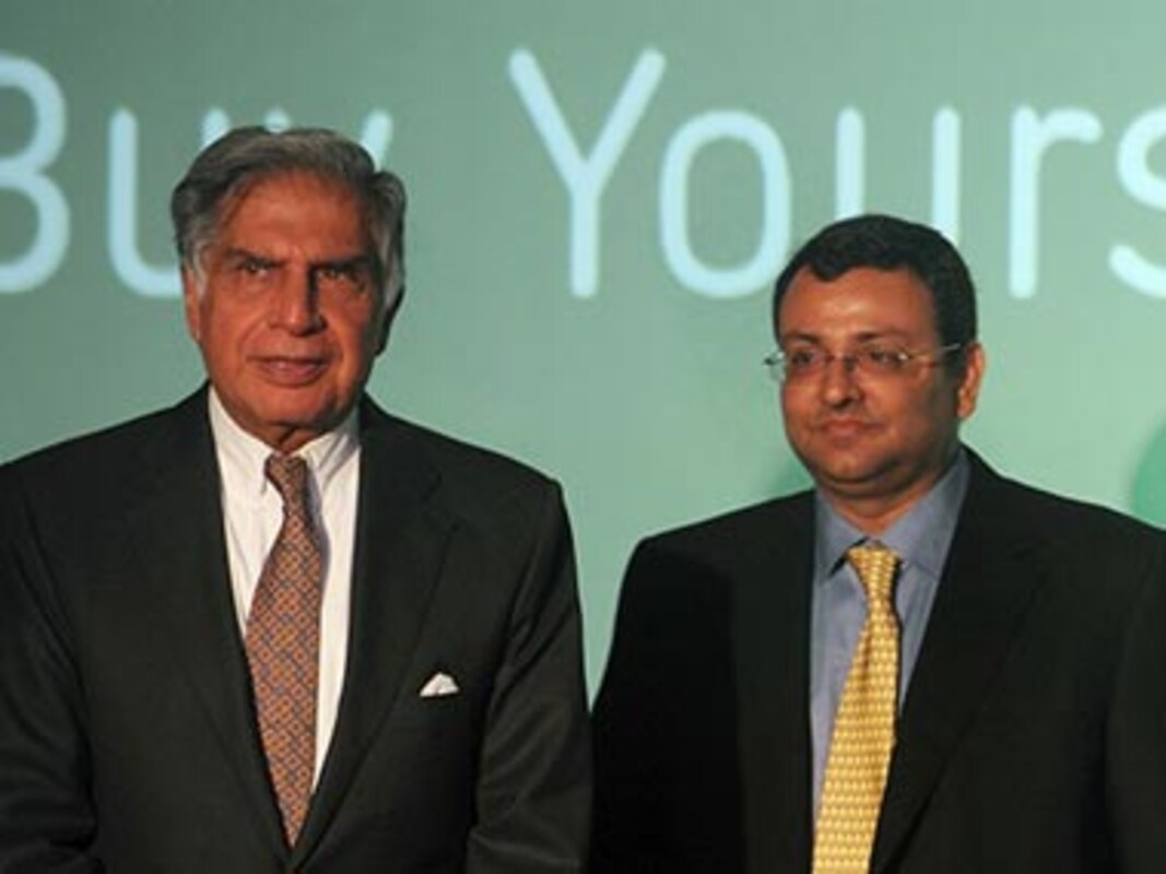 Nirmalya Kumar reveals how Ratan Tata fired Cyrus Mistry following Tata  Board meet-Business News , Firstpost