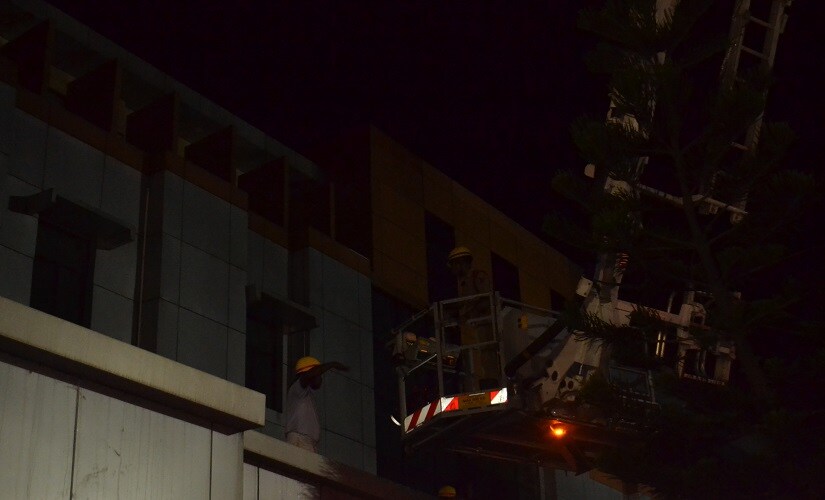 Rescue operations went on late into the night. Firstpost/Biswa Ranjan