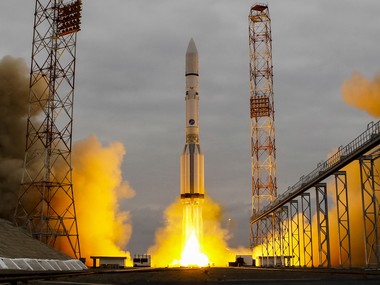 The Proton-M rocket, carrying the ExoMars 2016 spacecraft to Mars, blasts off from the launchpad at the Baikonur cosmodrome, Kazakhstan on 14 March 2016. Reuters