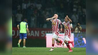 ISL 2016: 10-man Atletico de Kolkata outsmart Delhi Dynamos courtesy Iain Hume penalty