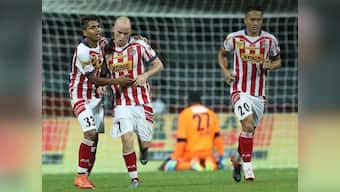 ISL 2016: Iain Hume's late penalty helps Atletico de Kolkata to a point against champions Chennaiyin