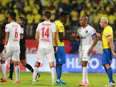 ISL 2016: Delhi Dynamos tinker with strategies, earn hard-fought draw against Kerala Blasters ISL 2016: Delhi Dynamos tinker with strategies, earn hard-fought draw against Kerala Blasters