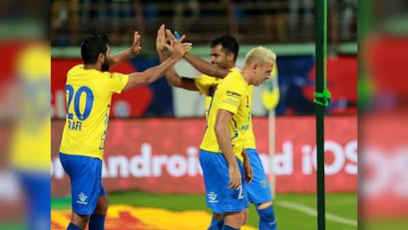 ISL 2016: Kerala Blasters beat Mumbai City FC, break winless streak in most dominant way possible