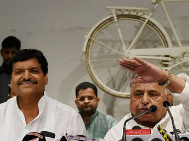 Samajwadi Party drama: Mulayam Singh Yadav's filmy family feud is likely to continue Samajwadi Party drama: Mulayam Singh Yadav's filmy family feud is likely to continue