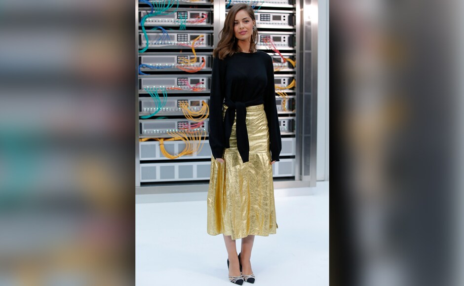 Actress Marie-Ange Casta poses during a photocall before the Spring/Summer 2017 women's ready-to-wear collection for fashion house Chanel. REUTERS/Gonzalo Fuentes Actress Marie-Ange Casta poses during a photocall before the Spring/Summer 2017 women's ready-to-wear collection for fashion house Chanel. REUTERS/Gonzalo Fuentes