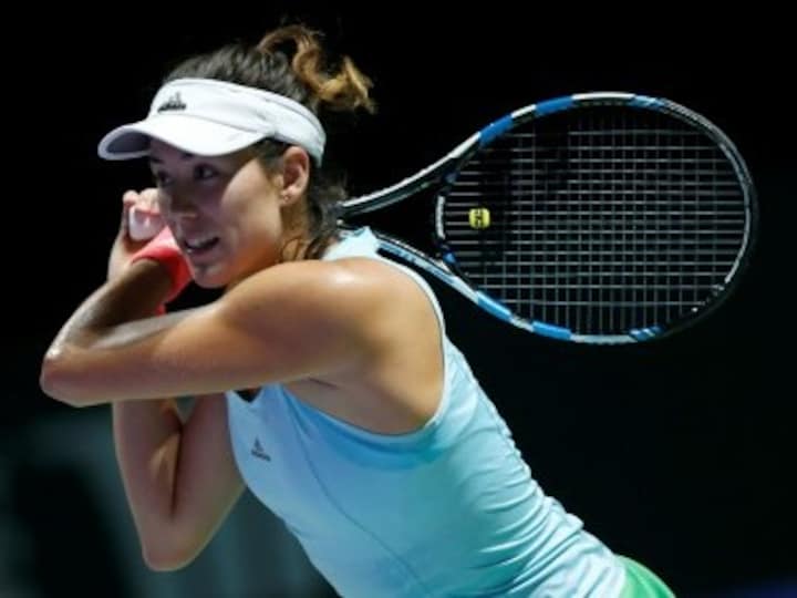 WTA Finals: Garbine Muguruza rallies past Svetlana Kuznetsova for consolation victory
