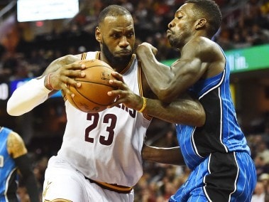 NBA: Reigning champions Cleveland Cavaliers stay unbeaten, San Antonio Spurs pound Pelicans