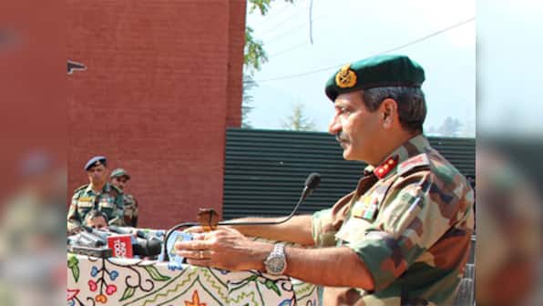Former 15 Corps commander Lt Gen Satish Dua takes over as CISC chief