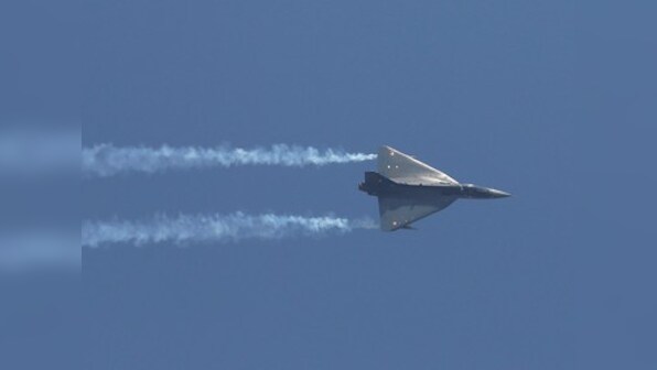 India offers to buy 200 foreign fighter planes, if they are made in India