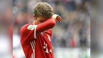 Bundesliga: Bayern Munich drop points again, frustrated by 10-man Eintracht Frankfurt in 2-2 draw