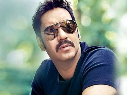 Ajay Devgn: Pakistani artistes are good, but we have to show solidarity with our soldiers Ajay Devgn: Pakistani artistes are good, but we have to show solidarity with our soldiers