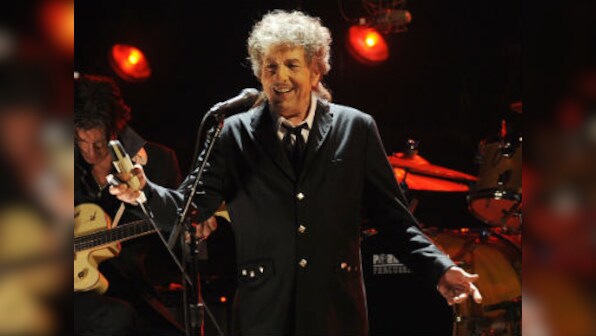 Where is Bob Dylan? Nobel committee can't reach the singer, as he maintains ambiguous silence