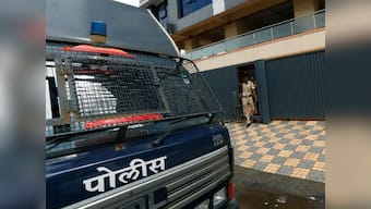 Police arrests 70 call centre workers in Mumbai for posing as US tax officials, duping Americans