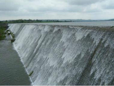 Marathwada: Downpour ends years of drought but damages crops Marathwada: Downpour ends years of drought but damages crops