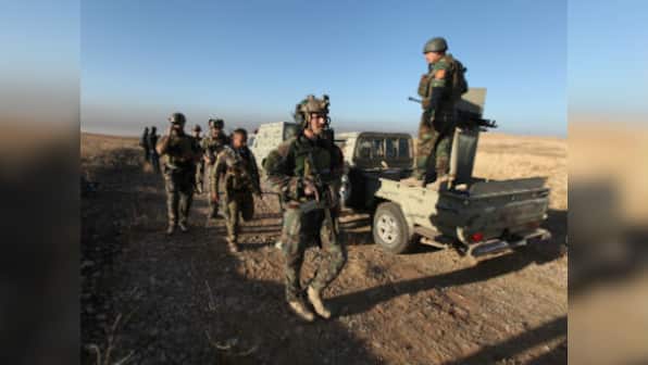 Iraqi army drops leaflets over Mosul as warning sign of offensive reaching its final stage