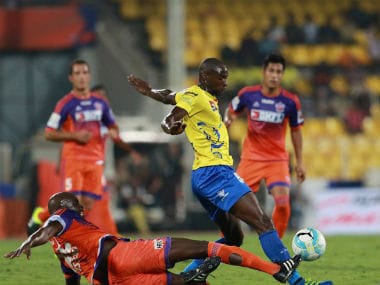 Action in a match between Kerala Blasters and FC Pune City. Image courtesy: Twitter/ @IndSuperLeague