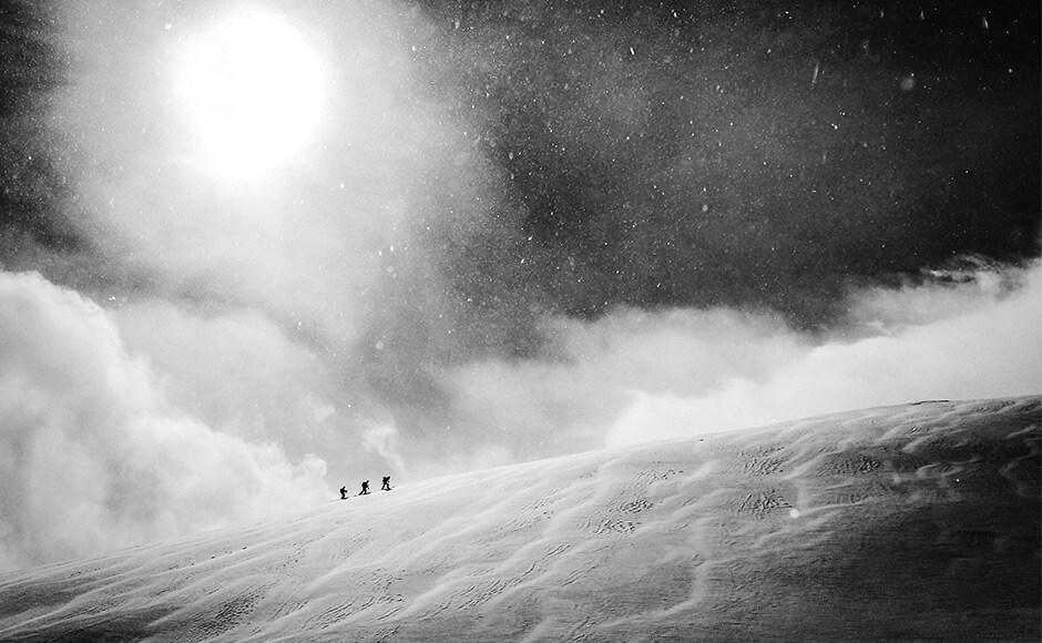 Yes, this photo is taken on a mobile phone! The mobile category was introduced in the Red Bull Illume Image Quest 2016 just this year and this entry justifies the entry of this photography subset. Vegard Aasen from Norway shot this black and white mountaineering image from his Huawei P8 in Hakuba, Japan. Vegard Aasen/ Redbull Illume Yes, this photo is taken on a mobile phone! The mobile category was introduced in the Red Bull Illume Image Quest 2016 just this year and this entry justifies the entry of this photography subset. Vegard Aasen from Norway shot this black and white mountaineering image from his Huawei P8 in Hakuba, Japan. Vegard Aasen/ Redbull Illume