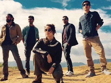 Rock On 2 movie review: Early look shows nostalgia drives Farhan Akhtar, Shraddha Kapoor sequel Rock On 2 movie review: Early look shows nostalgia drives Farhan Akhtar, Shraddha Kapoor sequel