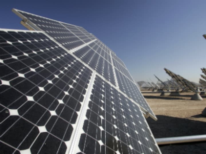 China to push for mass market high-performance solar cells as a way to tackle pollution