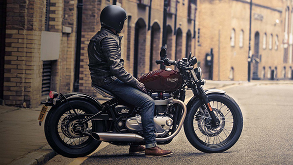 Unveiled: Triumph Bonneville Bobber Unveiled: Triumph Bonneville Bobber