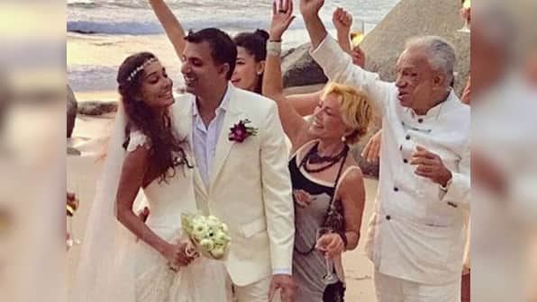 Lisa Haydon and Dino Lalvani get married; see pictures from their low-key beach wedding