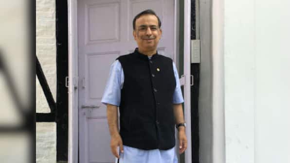 Kashmir: Advisor to CM Mehbooba Mufti, Amitabh Mattoo resigns