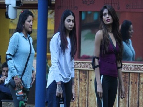 Bigg Boss 10, episode 19, 4th November 2016 Written Update: Friction flares between Bani and Lopa Bigg Boss 10, episode 19, 4th November 2016 Written Update: Friction flares between Bani and Lopa