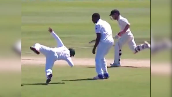 Watch Temba Bavuma do a Jonty Rhodes with incredible flying run out of David Warner