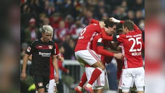 Bundesliga roundup: Bayern Munich notch win; two-goal Vedad Ibisevic sent off as Hertha Berlin go third