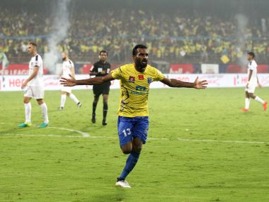 ISL 2016: Kerala Blasters move to second spot after CK Vineeth-inspired win over Chennaiyin FC ISL 2016: Kerala Blasters move to second spot after CK Vineeth-inspired win over Chennaiyin FC