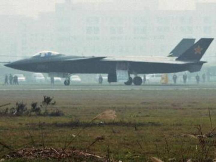 Chengdu J-20: China unveils new stealth fighter jet in show of strength at air show