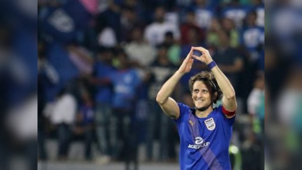 ISL 2016: Mumbai City FC trounce Kerala Blasters courtesy Diego Forlan's first-half hat-trick