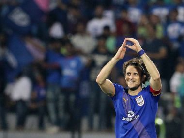 ISL 2016: Mumbai City FC trounce Kerala Blasters courtesy Diego Forlan's first-half hat-trick ISL 2016: Mumbai City FC trounce Kerala Blasters courtesy Diego Forlan's first-half hat-trick
