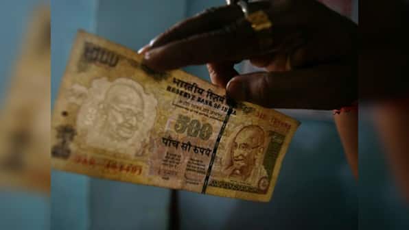 Demonetisation: Banks start using indelible ink to check repeat money exchange