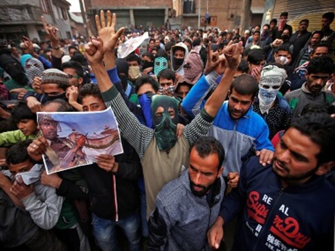 Kashmir unrest: Rising support for militants amid India-Pakistan tension worry security officials Kashmir unrest: Rising support for militants amid India-Pakistan tension worry security officials