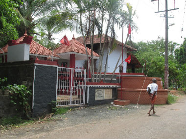 Martyrs' square at Parapparam. Image sourced by TK Devasia