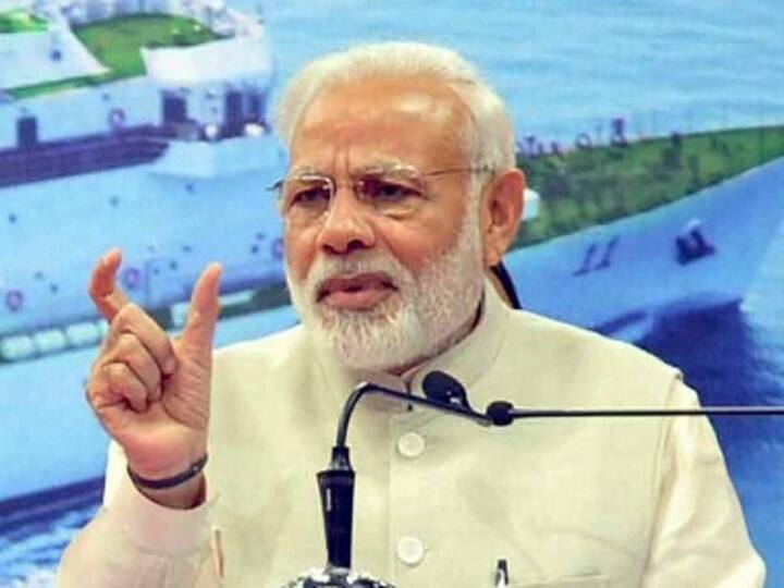 Demonetisation: By repeated flip-flops, PM Modi is proving Manmohan Singh right